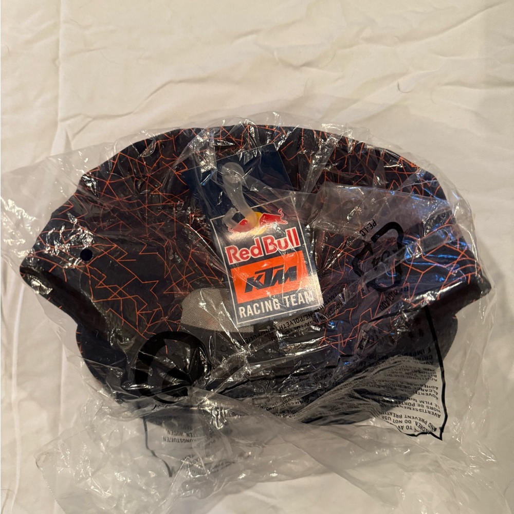Red Bull Racing Team Geometric Cap - Picture 4 of 4